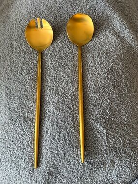 NIB: Taja Collection Gold, Long Handled Salad Tongs